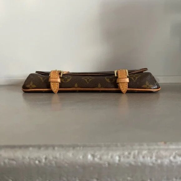 Louis Vuitton Monogram Canvas Pochette Marelle Bag - Picture 4 of 12